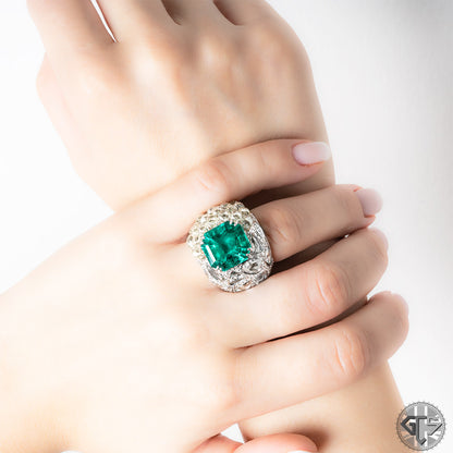 White Gold Colombian Emerald & Diamond Ring 15.60CT