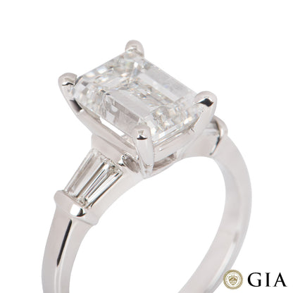 White Gold Emerald Cut Diamond Ring 3.02CT G/VVS2