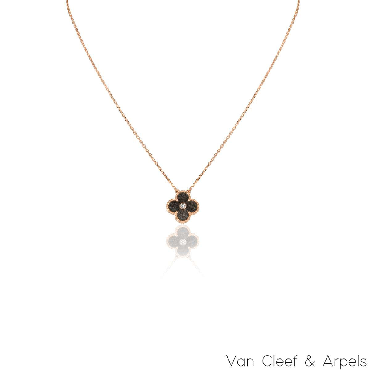 Van Cleef & Arpels Limited Edition Obsidian Vintage Alhambra Holiday Pendant VCARP9T000