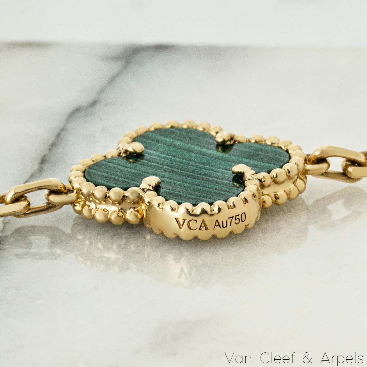 Van Cleef & Arpels Malachite & Diamond Vintage Alhambra 5 Motif Bracelet VCARO7GQ00