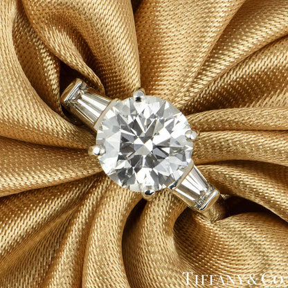 Tiffany & Co. Platinum Round Brilliant Cut Diamond Three Stone Ring 2.10CT E/VS1