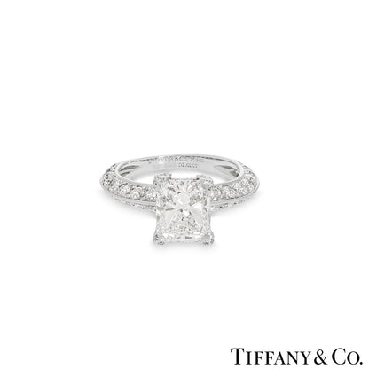 Tiffany & Co. Platinum Radiant Cut Diamond Ring 2.01CT G/if