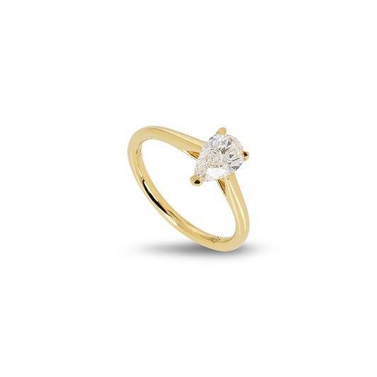 Yellow Gold Pear Cut Diamond Ring 0.90CT F/VVS1