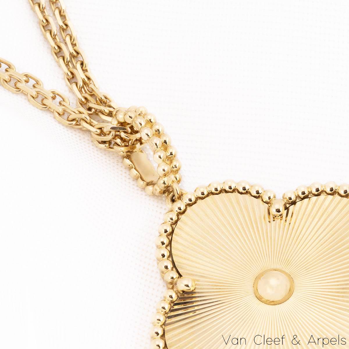 Van Cleef & Arpels Yellow Gold Guilloche Magic Alhambra Necklace VCARP4KO00