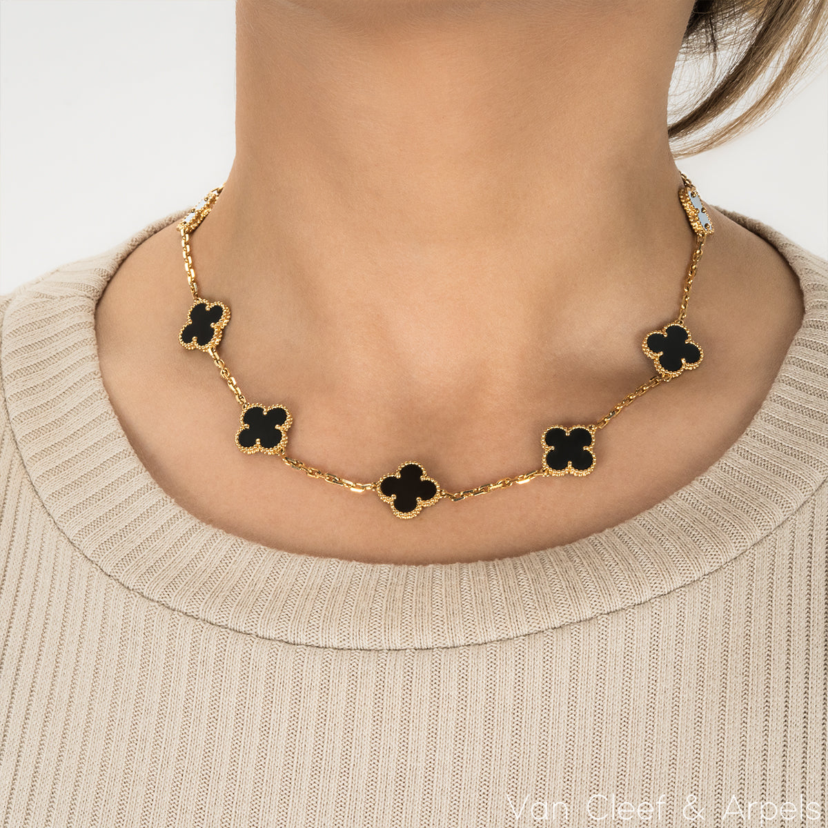 Van Cleef & Arpels Yellow Gold Onyx Vintage Alhambra 10 Motif Necklace VCARA42700