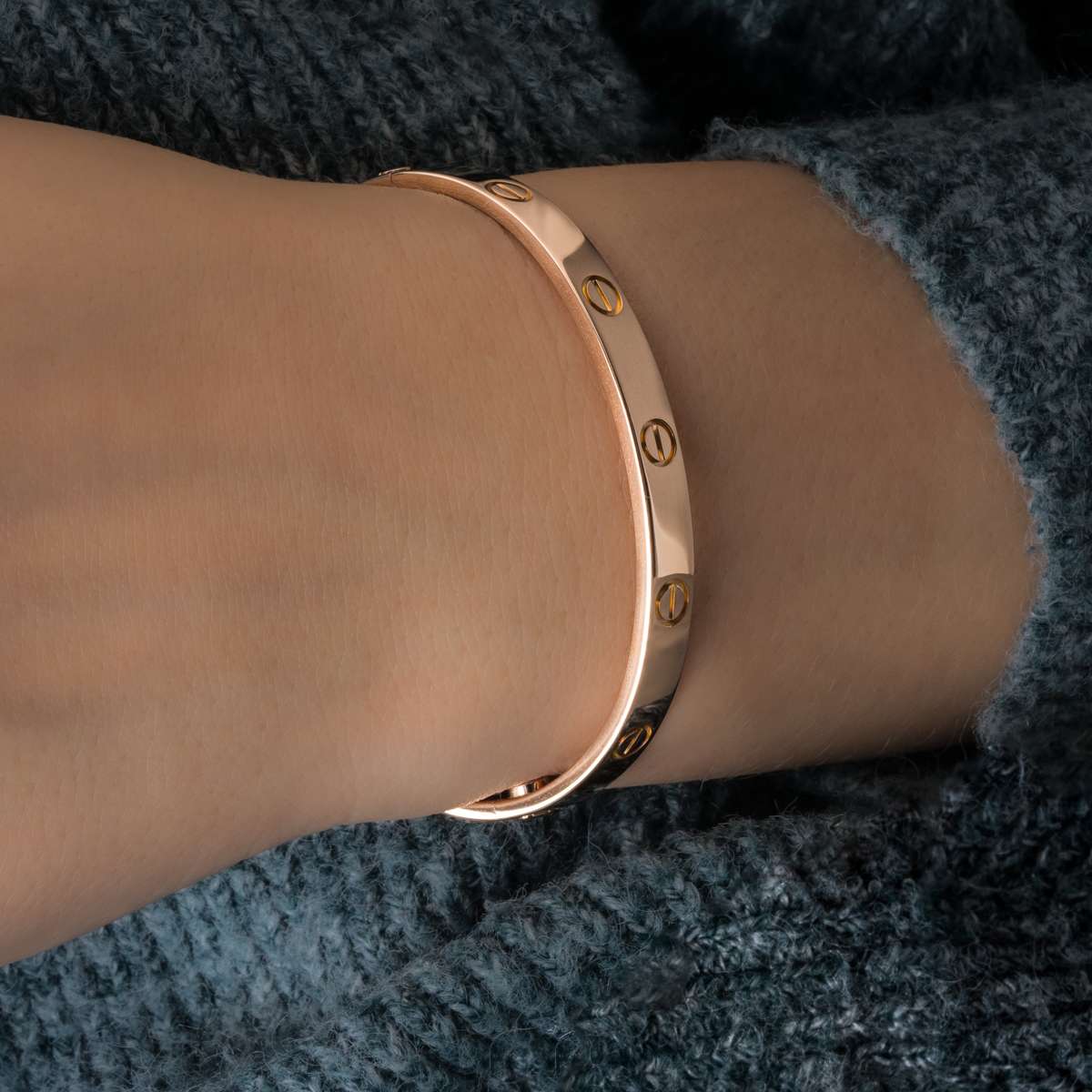 Cartier Rose Gold Plain Love Bracelet Size 17 B6035617