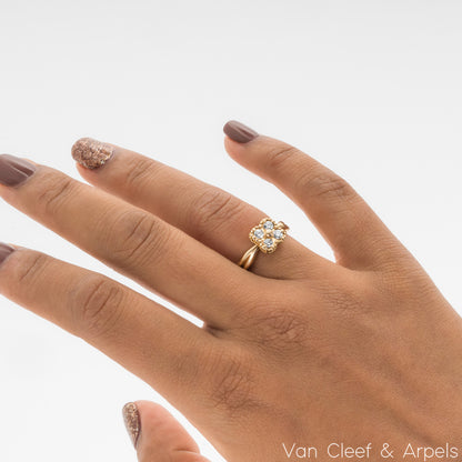 Van Cleef & Arpels Yellow Gold Diamond Arno Ring