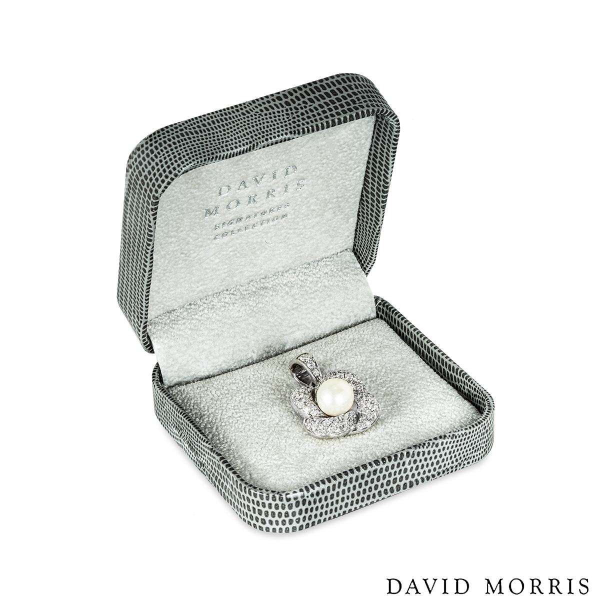 David Morris White Gold Diamond & Pearl Flower Pendant 1.54CT Tdw