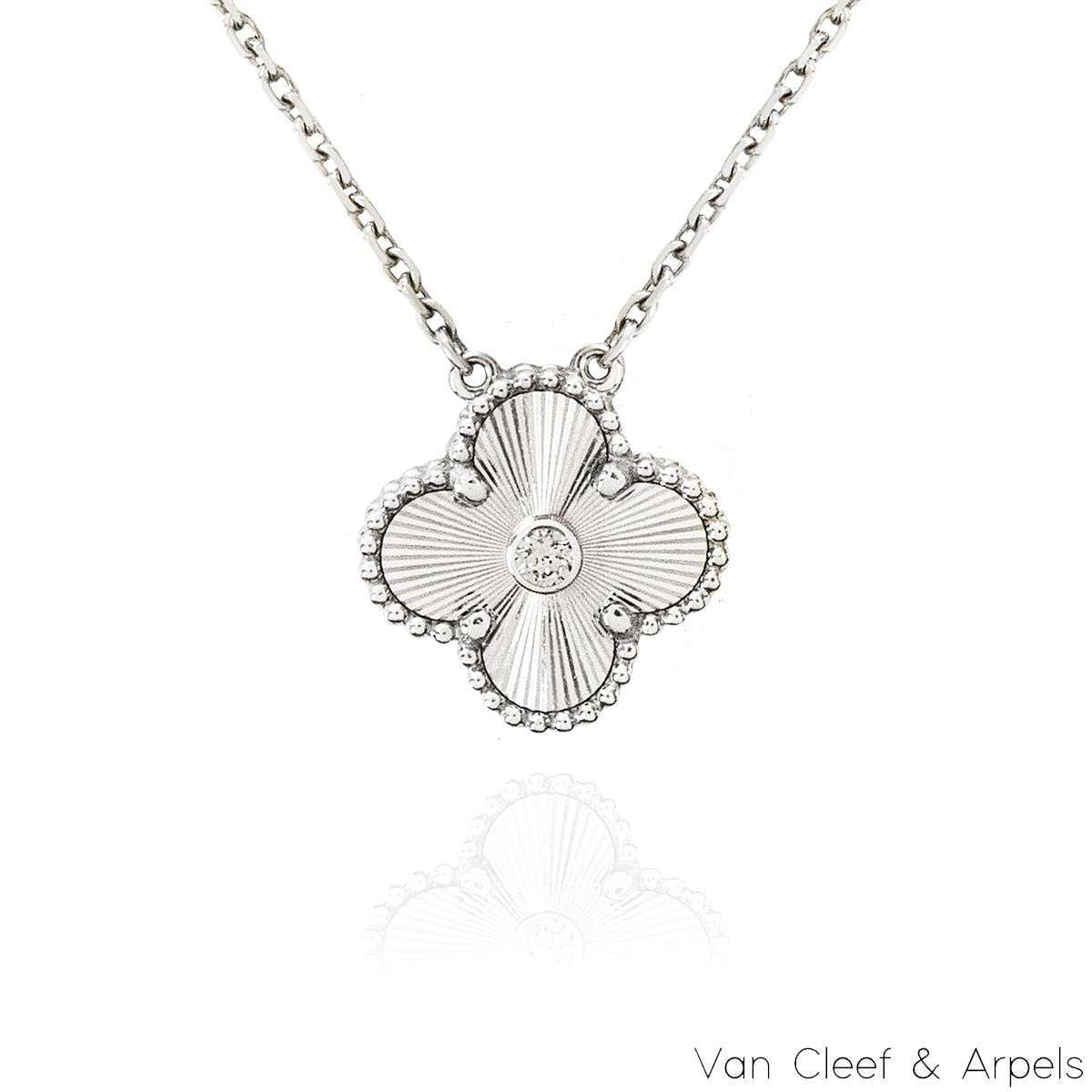 Van Cleef & Arpels White Gold Diamond Vintage Alhambra Pendant VCARP6L800