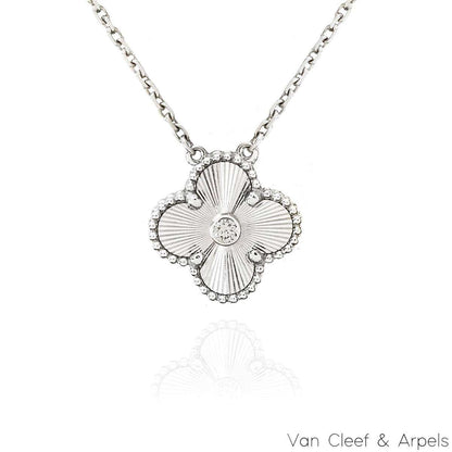 Van Cleef & Arpels White Gold Diamond Vintage Alhambra Pendant VCARP6L800