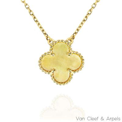 Van Cleef & Arpels Limited Production Princess Grace Vintage Alhambra Pendant VCARP9W300