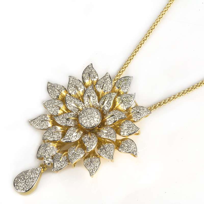 18k Yellow Gold Diamond Set Flower Pendant | Rich Diamonds