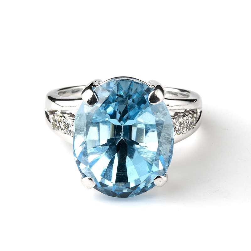 18WG Diamond and Topaz Ring | Rich Diamonds