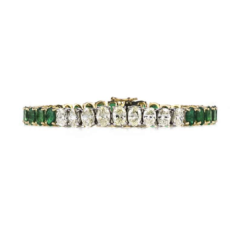 18k Yellow Gold Oval Cut Emerald & Diamond Bracelet 12.60ct | Rich Diamonds