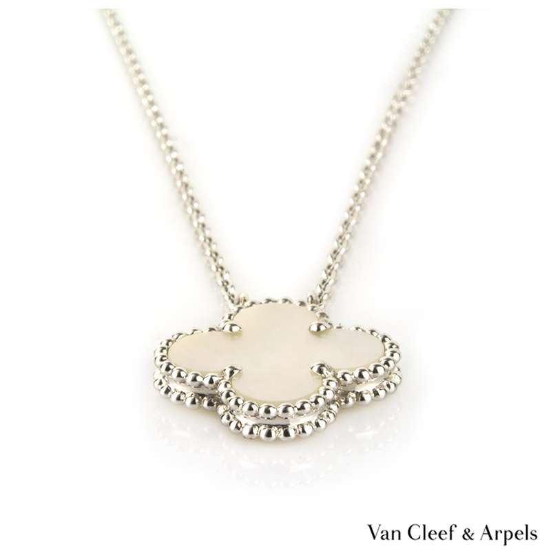 VAN CLEEF & ARPELS - Vintage Alhambra 18ct white-gold pendant